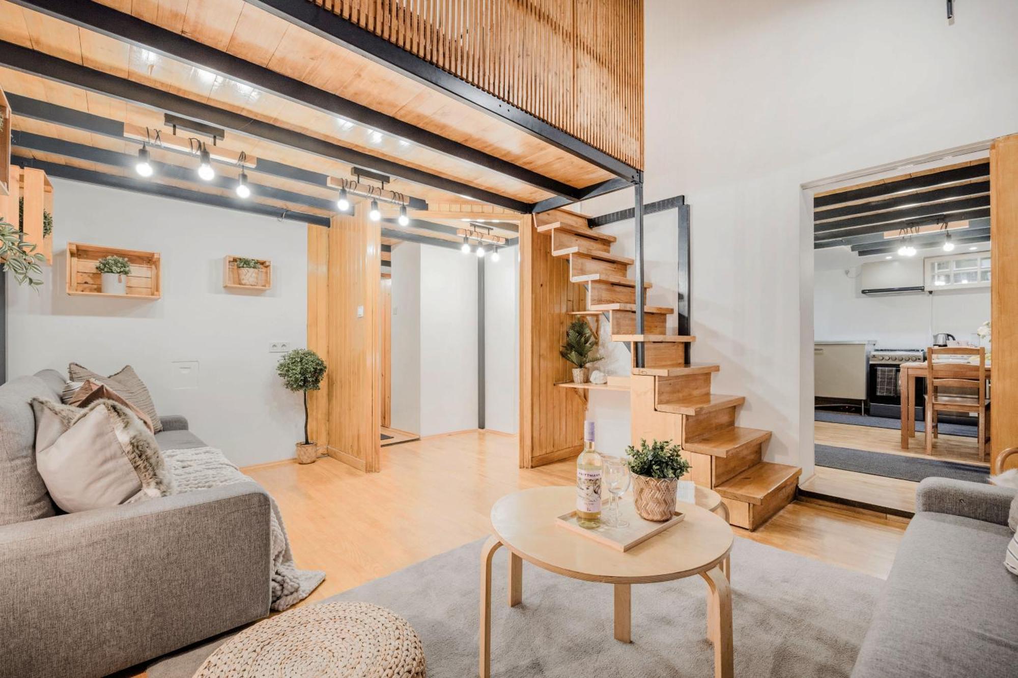Wellness Wonderland: Garden, Sauna, Jacuzzi In Cbd Budapest Kültér fotó
