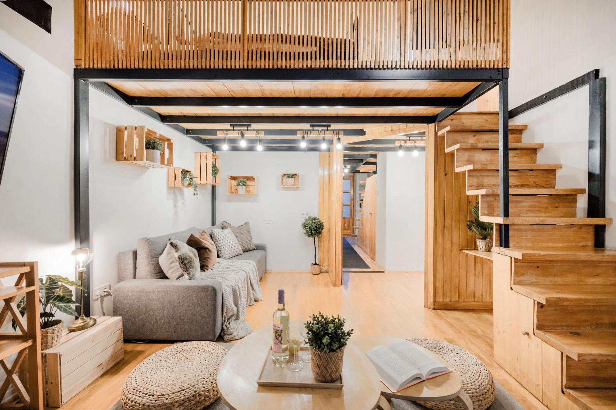 Wellness Wonderland: Garden, Sauna, Jacuzzi In Cbd Budapest Kültér fotó