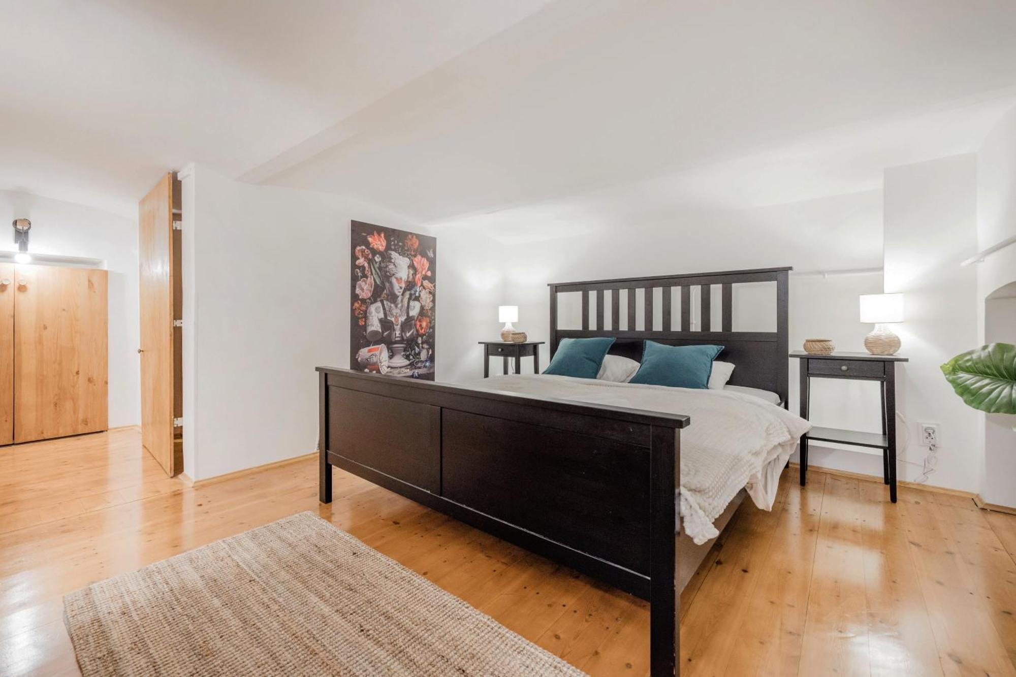 Wellness Wonderland: Garden, Sauna, Jacuzzi In Cbd Budapest Kültér fotó